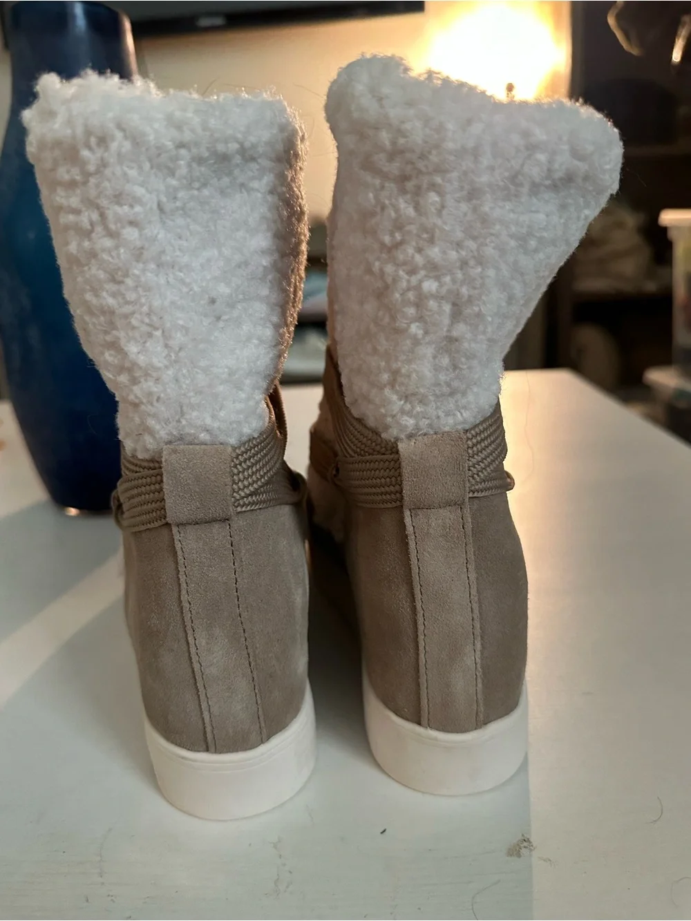 NWT Dolce Vita Wendel Wessa Sage Suede Shearling Platform Boots - 7.5